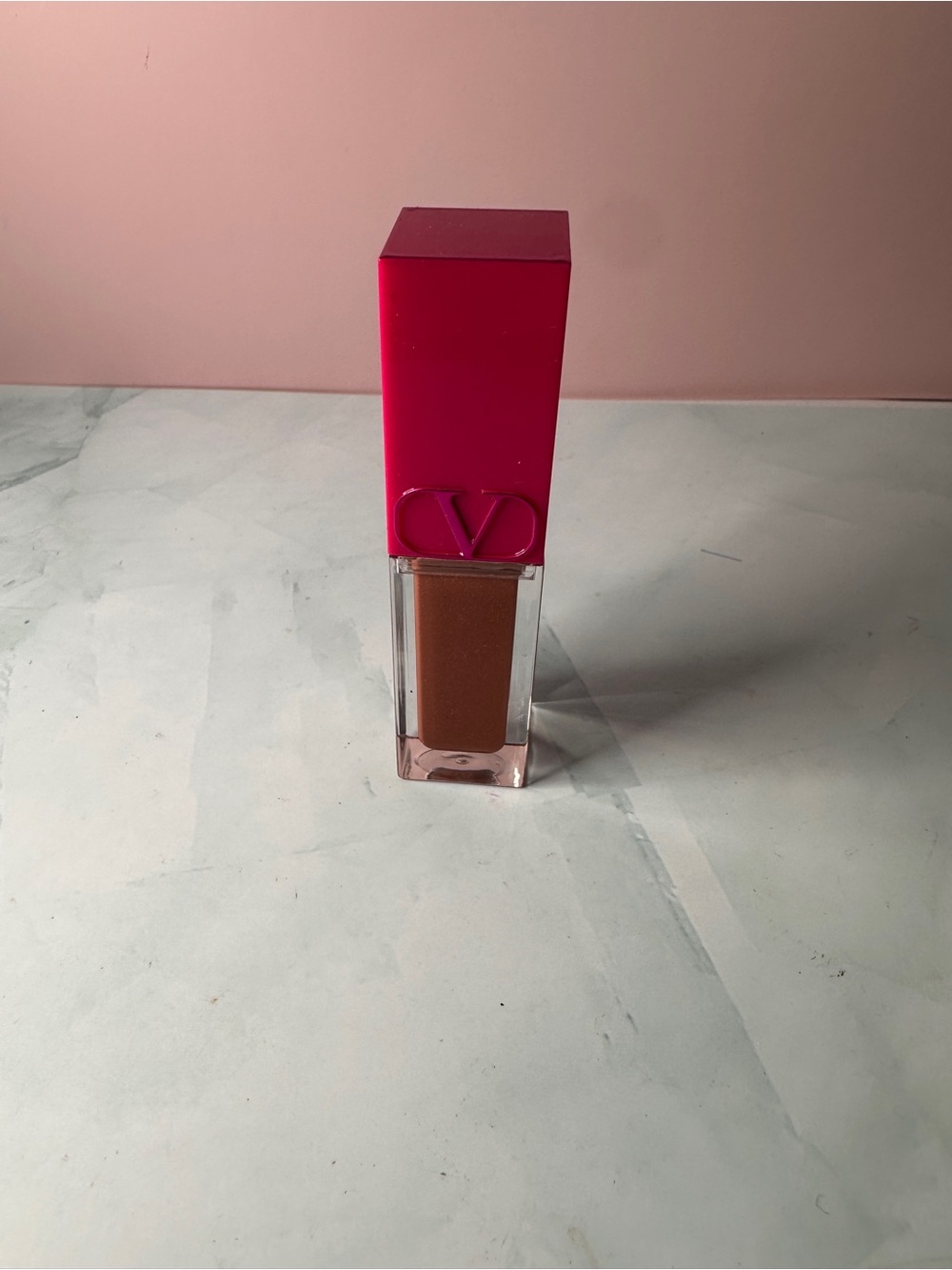 Valentino Liquid Lipstick - Pink Cap, Brown Tone